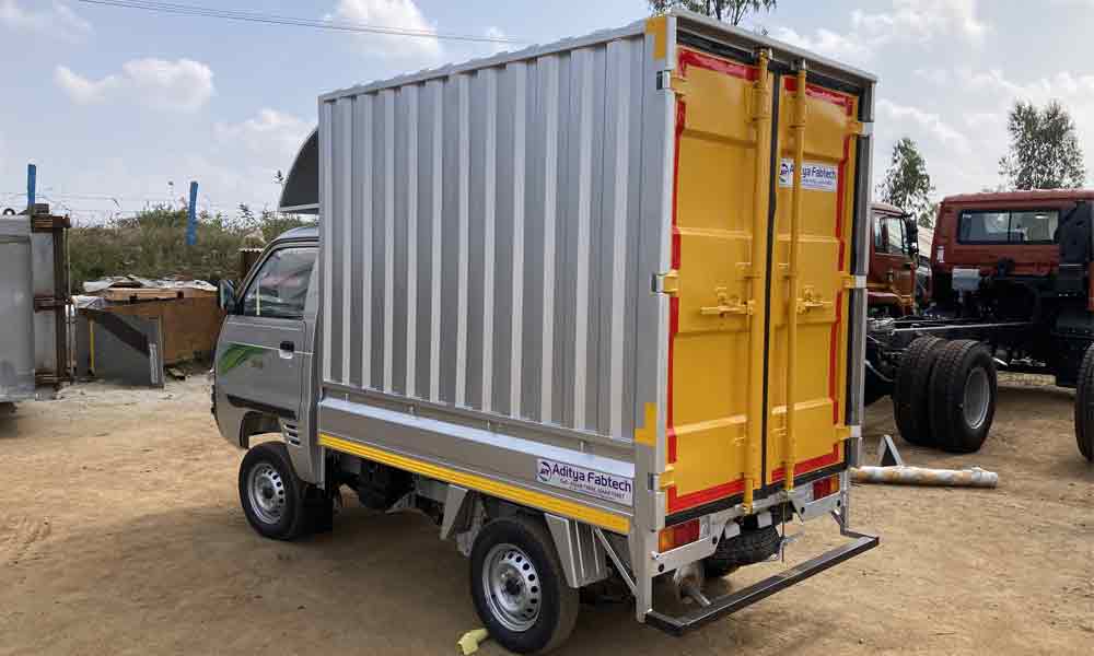 Container fabricators and manufacturers